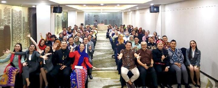 Grand Whiz Poins Simatupang Rayakan Ulang Tahun Ke-8